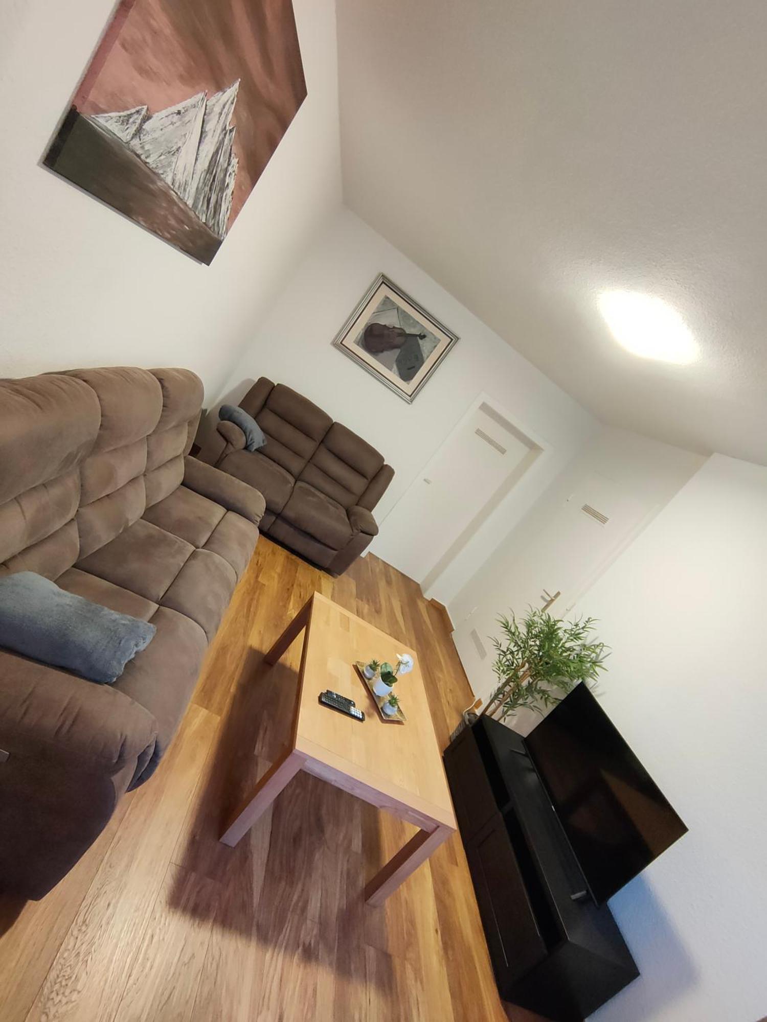 Large Central Apartment - Modern & Fully Equipped - Near Fair Kolín nad Rýnem Exteriér fotografie